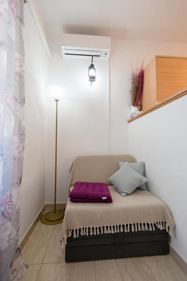 Guesthouse Sanela โปเมนา ภายนอก รูปภาพ